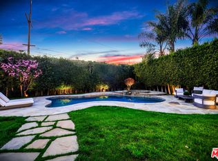 13089 Blairwood Dr, Studio City, CA 91604