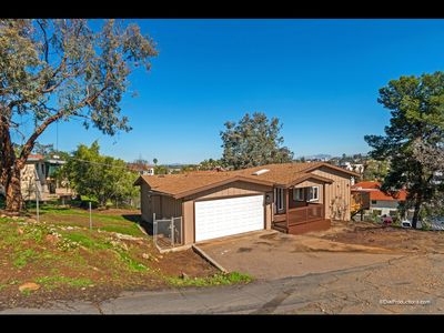 7862 Suncrest Dr, La Mesa, CA, 91942