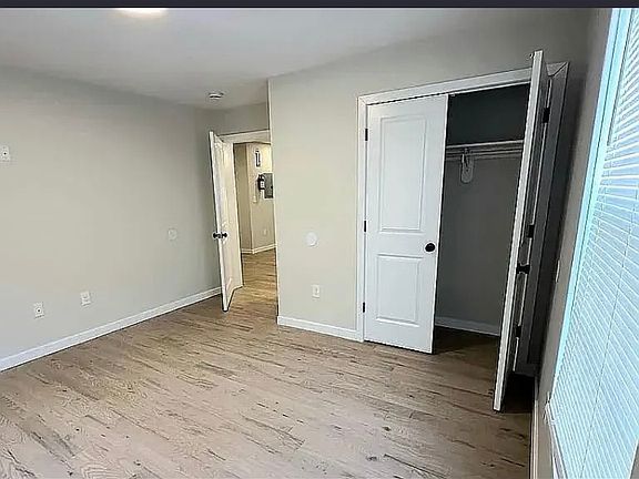 2nd image of 307 Littleton Ave APT 3A