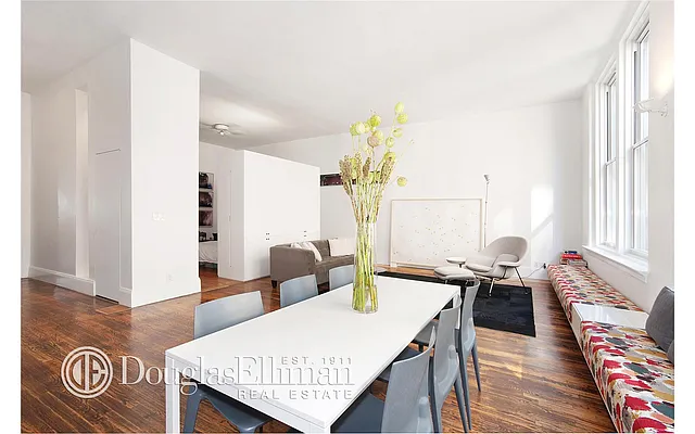 Sold by Douglas Elliman | media 15