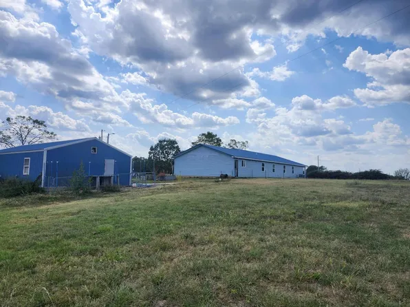 9942 C Highway Ah, Plato, MO 65552