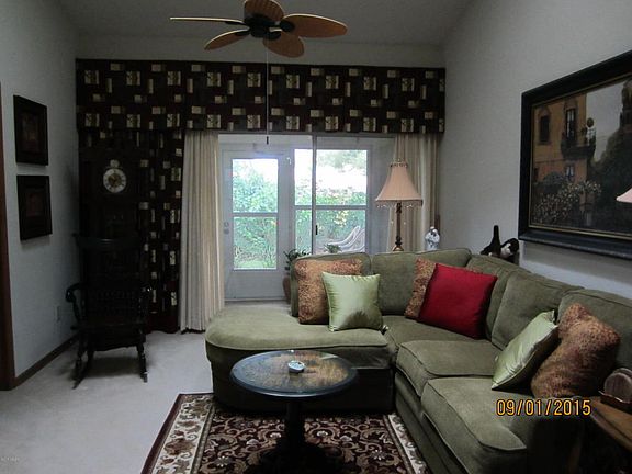 3rd image of 931 Meadow View Dr APT B