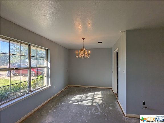 5th image of 210 County Road 274