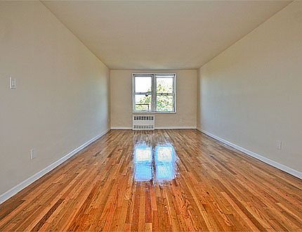 2nd image of 186XX 217th St