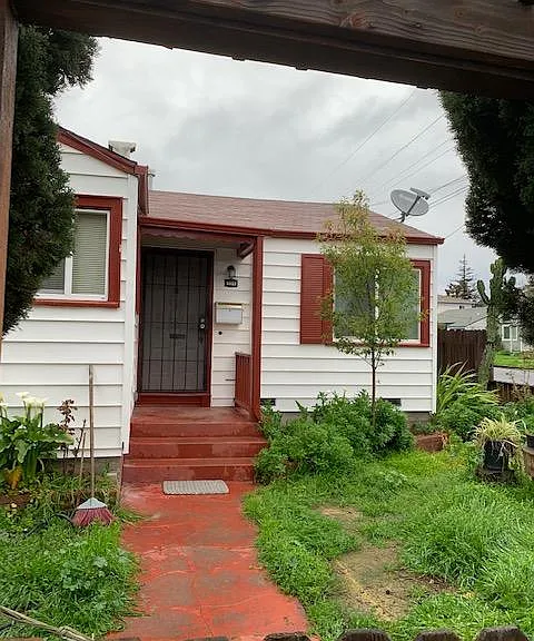 5033 Garvin Ave — Photo 6