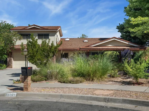 3929 Doroteo Pl NE, Albuquerque, NM 87111