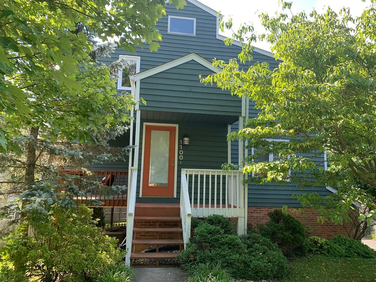 3 Bedroom, 2.5 Bath House — Photo 1