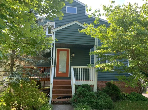 1100 Cottonwood Dr, Blacksburg, VA 24060