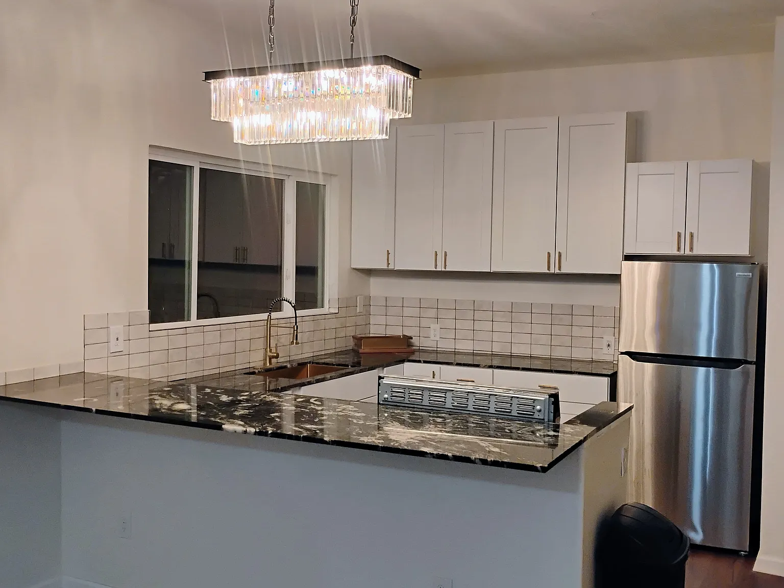 5 bed, 1462 sqft, $2,095 — Photo 1
