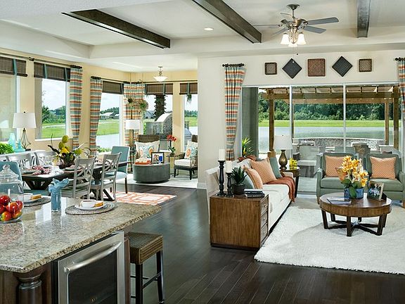 The Aronwood - Living Room