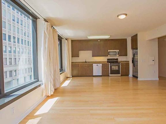 3rd image of 199 New Montgomery St