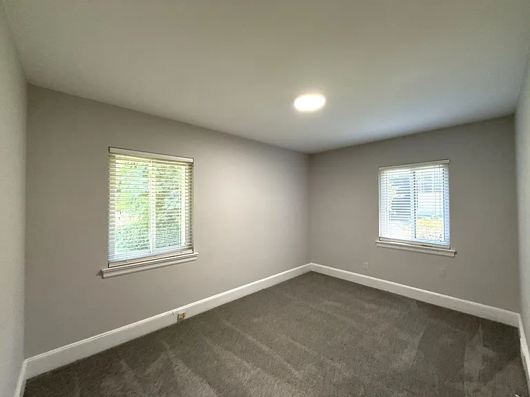 932 Hickory Nut St — Photo 13