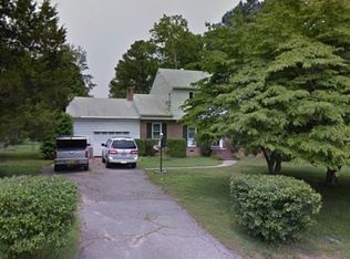 10432 Medina Rd, North Chesterfield, VA 23235