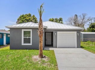 909 N 20th St, Fort Pierce, FL 34950