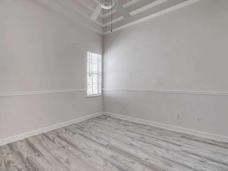 8028 Plantation Lakes Dr — Photo 28