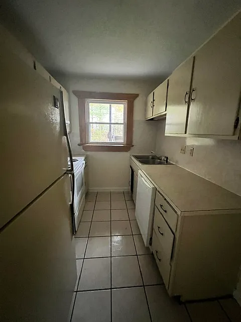 401 Fairfax Street - 3 — Photo 4