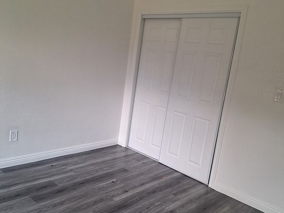 2nd image of 465 E Pasadena St #2