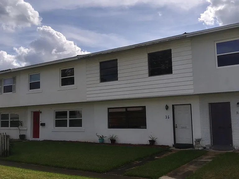 35 Arthur Ct — Photo 6