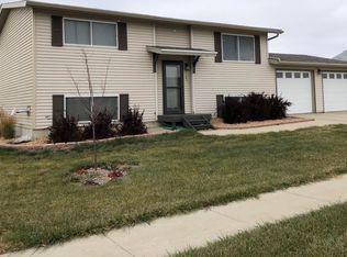 2105 Waldron St, Fort Pierre, SD 57532