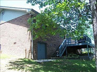 3rd image of 518 Crestview Dr