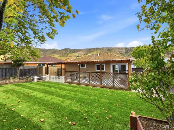 525 Larch Ave, South San Francisco, CA 94080