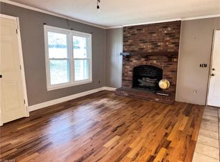 215 Cardinal Ln, Ronda, NC 28670