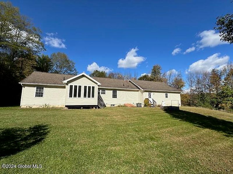 2nd image of 37 Gedney Hill Road