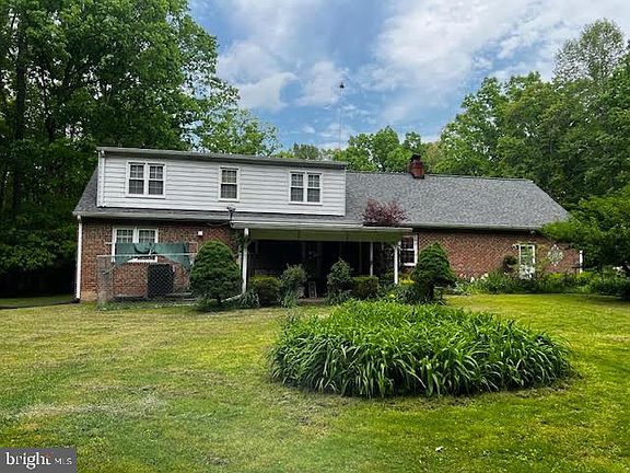 5th image of 9624 Sutters Rd