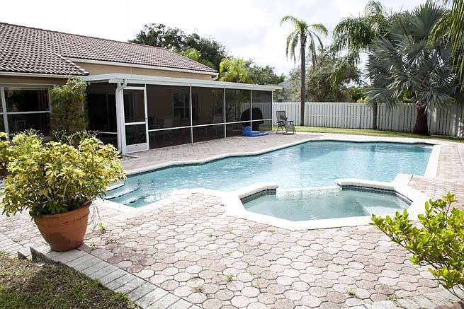 1st image of 1204 NW 127th Dr