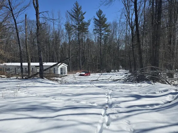 30 Nash Lane, Fairfield, ME 04937