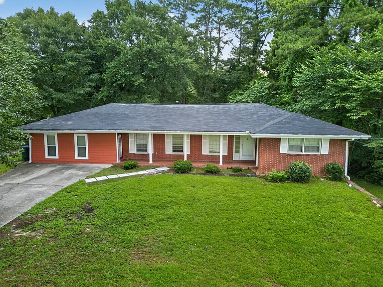 2387 Garden Ct — Photo 13