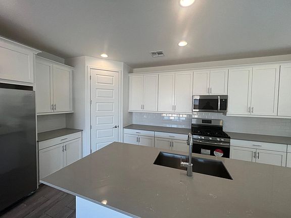 4th image of 19409 W College Dr