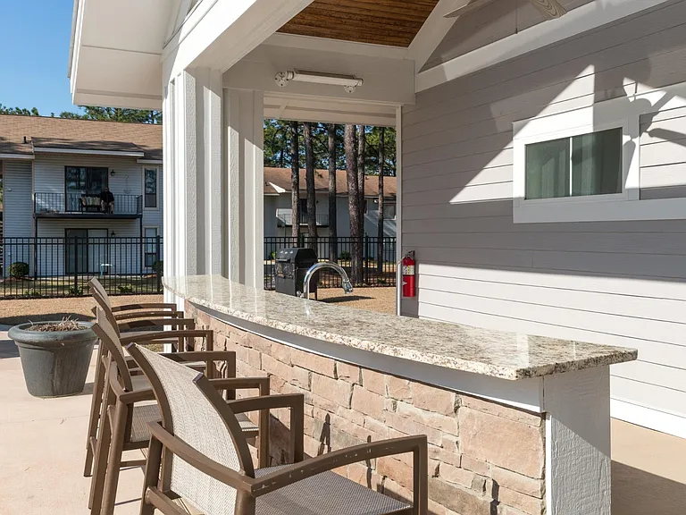 Village Gate Apartments — Photo 15