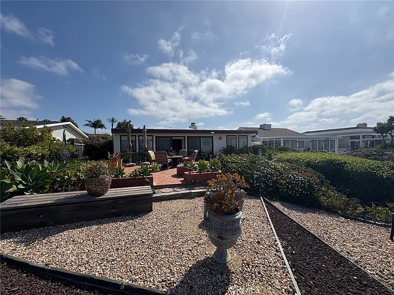 3005 La Ventana — Photo 4