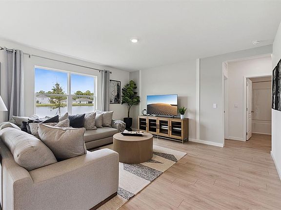 7th image of this home