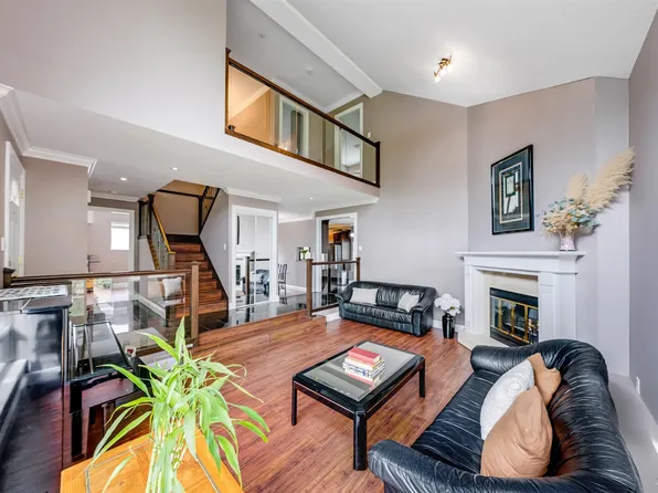 532 Riverview Cres, Coquitlam, BC V3C 5A7