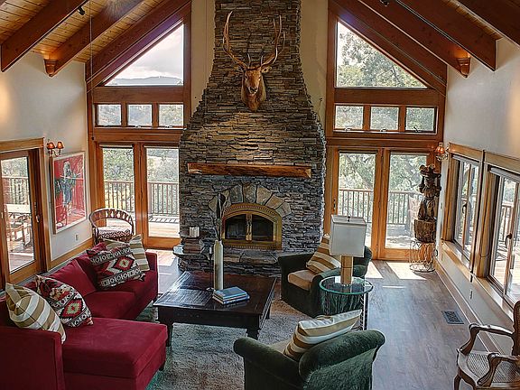 24850 Deertrail Drive Great Room