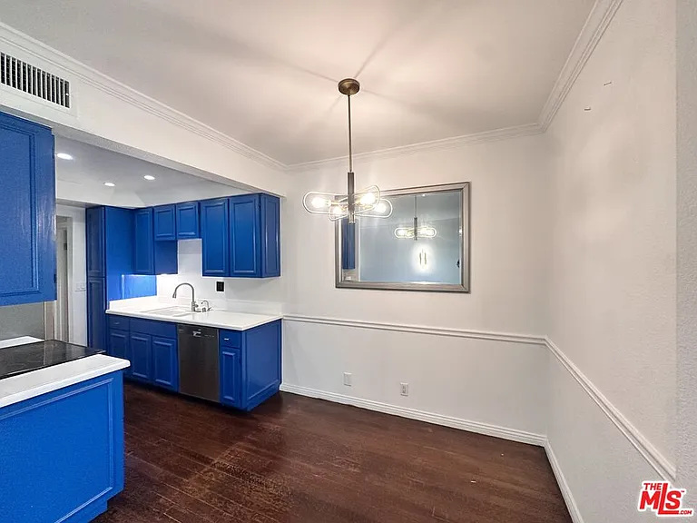 1131 Alta Loma Rd #208 — Photo 10
