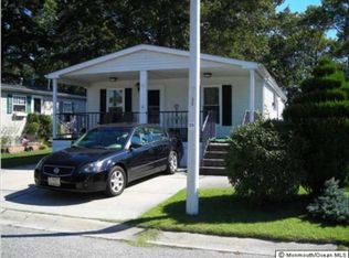 3 Vernon St, Toms River, NJ 08755