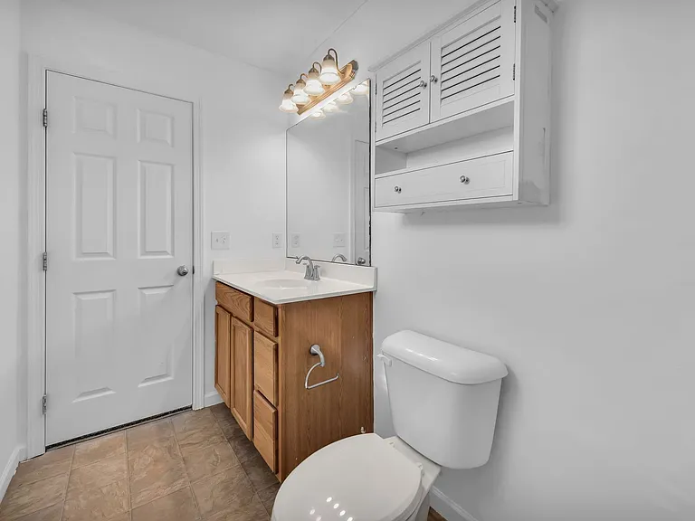 6035 Marsh Cir — Photo 25