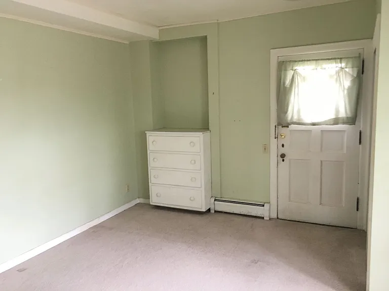 637 E Gorham St — Photo 10