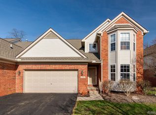1754 Genoa Cir, Howell, MI 48843