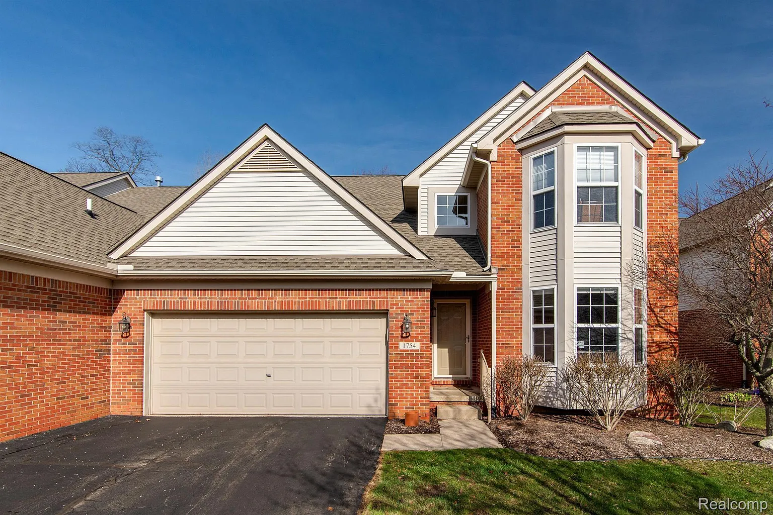 1754 Genoa Cir photo 1