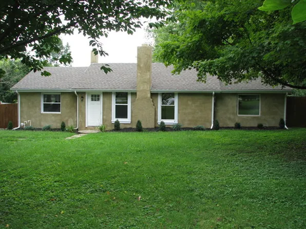 2130 Old Paris Rd, Lexington, KY 40505