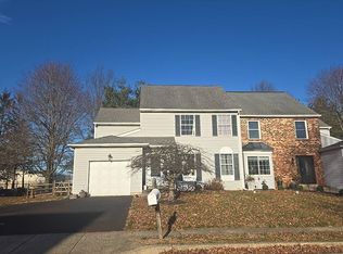 2360 Cambridge Cir, Hatfield, PA 19440