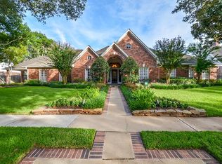 3615 Springhill Ln, Sugar Land, TX 77479