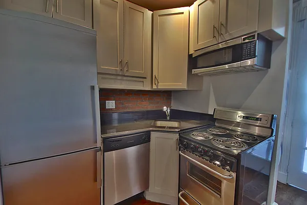 Rented by Centennial Properties NY | media 9