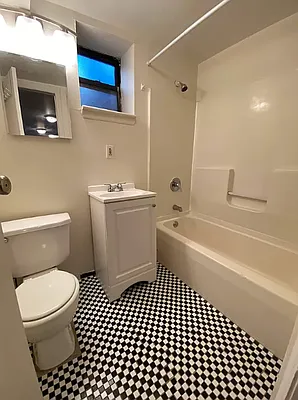 Rented by Best Apartments North Inc | media 19