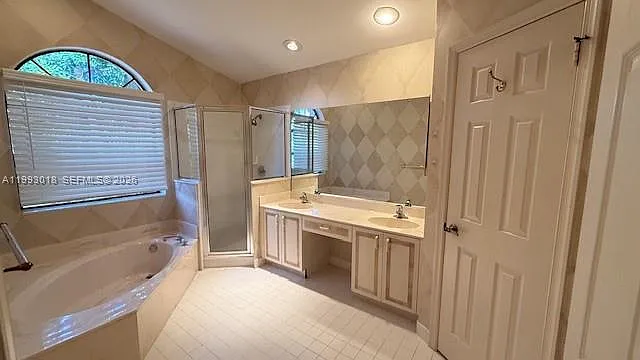 6310 NW 58th Way — Photo 10