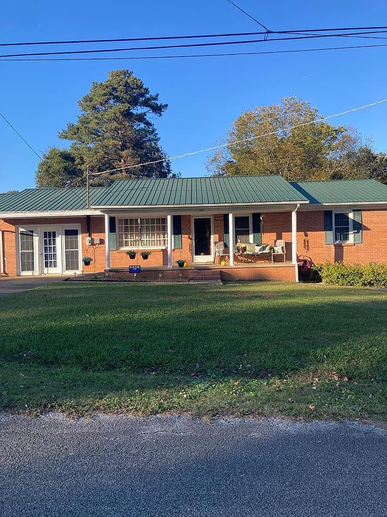 305 Governor Browning St, Bruceton, TN 38317 | Zillow
